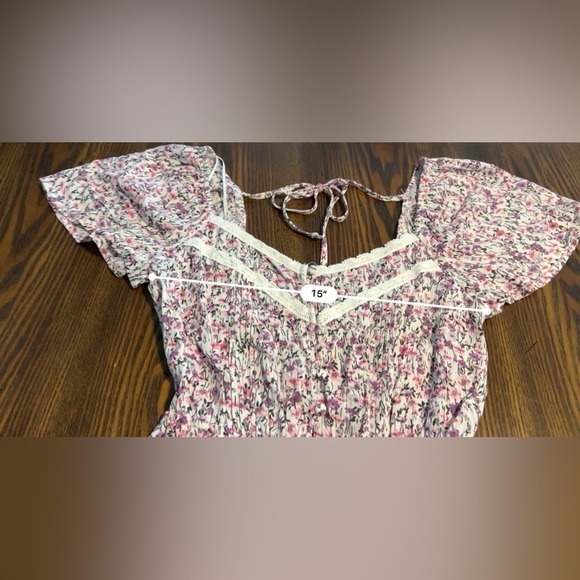 Francesca's Romper Women's Size XS Pink V Neck Ditzy Floral Lace Flutter Sleeve - Picture 7 of 16